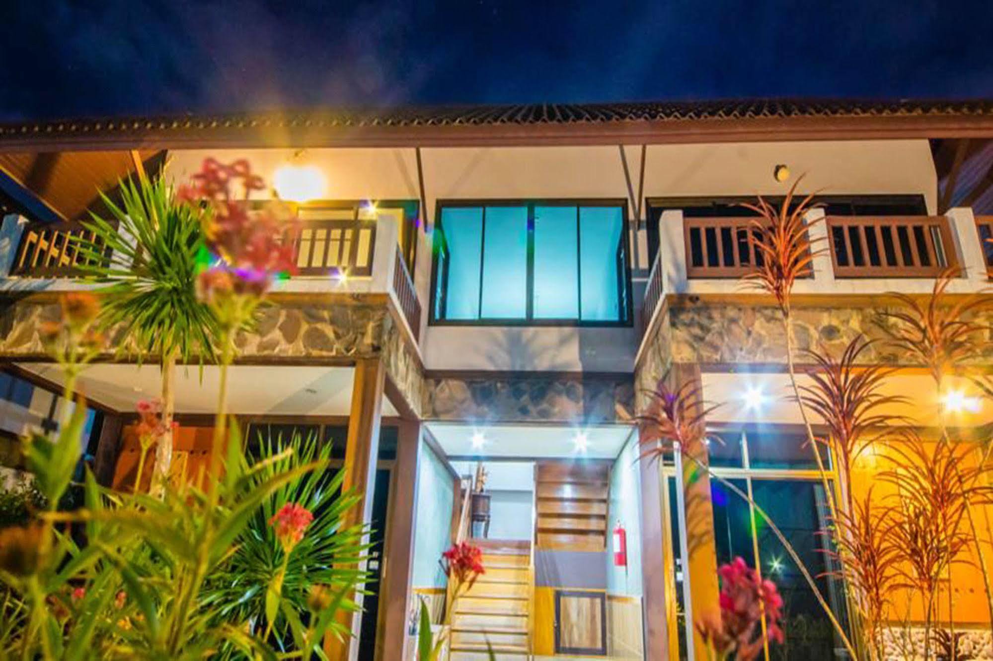 Baanrimnam Resort Trat Exterior foto