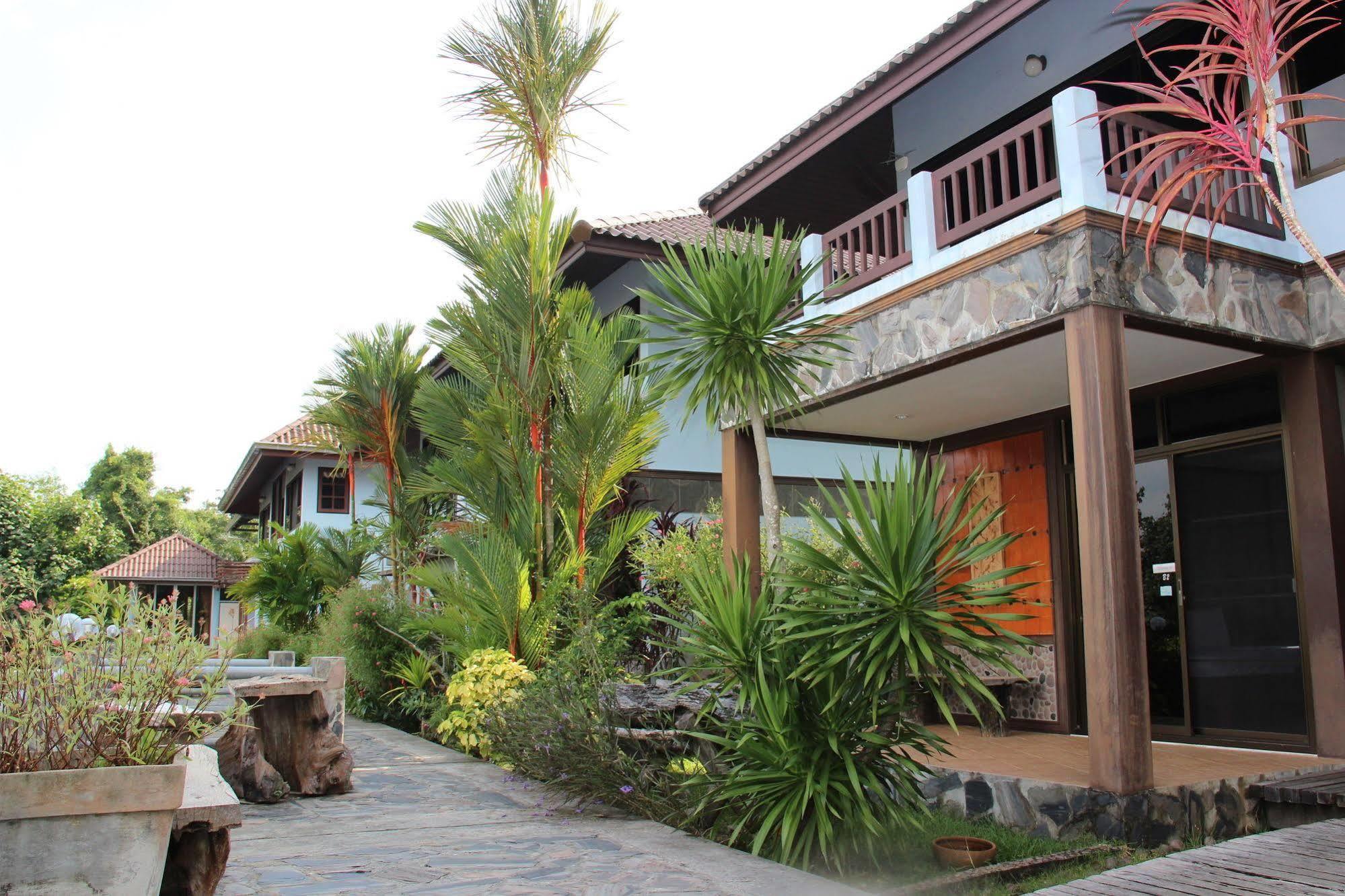 Baanrimnam Resort Trat Exterior foto